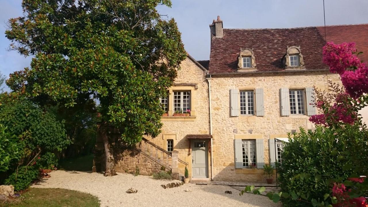 Rue Du Chateau Lalinde Exterior photo